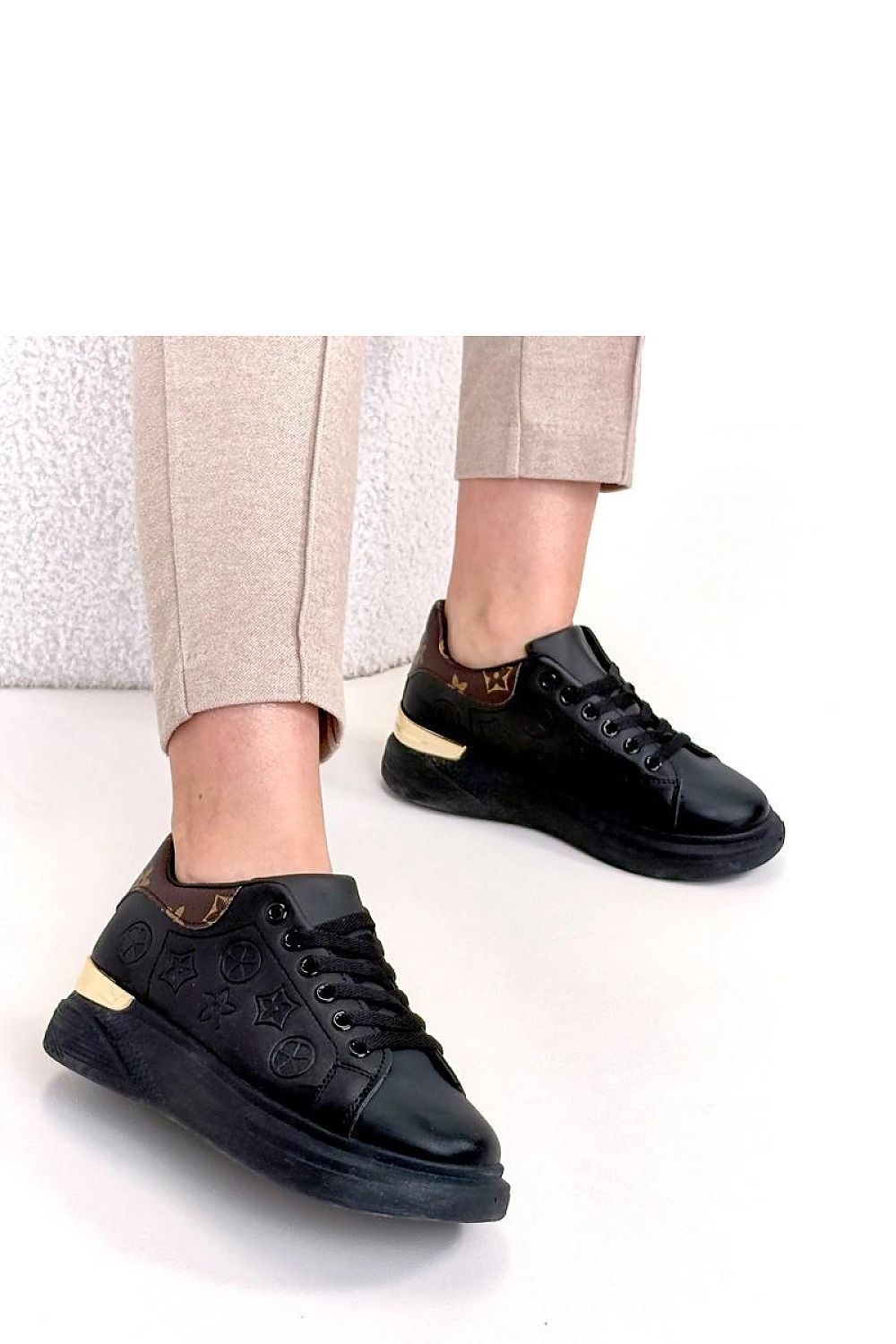 Buty Sportowe Model Peyton MK668 Black - Solea