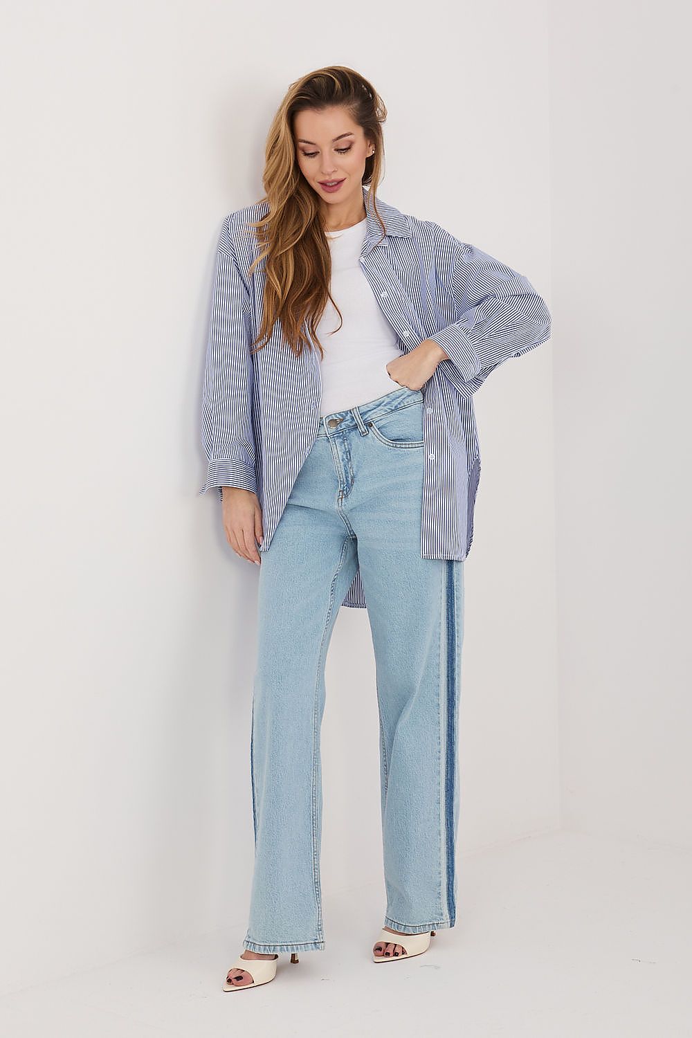 Spodnie Jeansy Damskie Model D85084BL62589L222 Light Blue - Sublevel