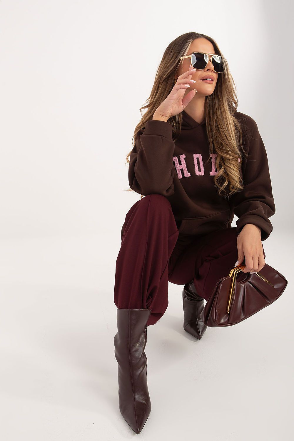 Bluza Damska Model RV-BL-A1082.24 Dark Brown - Rue Paris