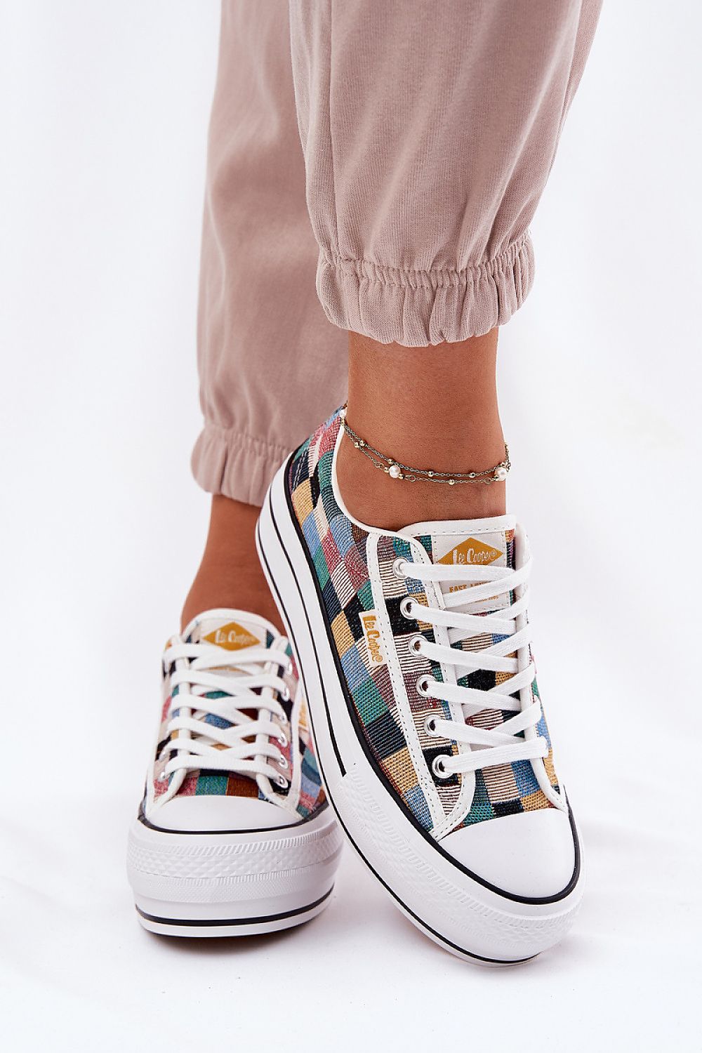   Trampki Model Lee Cooper LCW-25-31-3441L Multicolor - Step in style 
