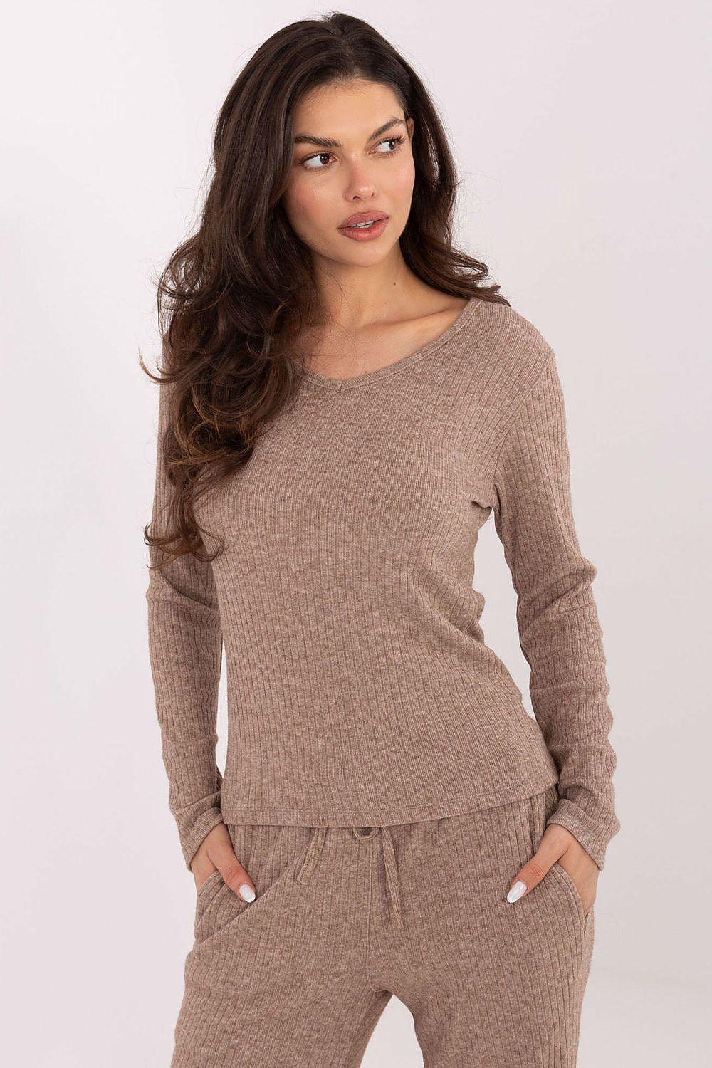   Sweter Damski Model SM-SW-A1568.79 Dark Beige - Factory Price 