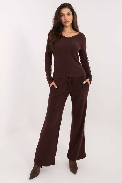  Spodnie Damskie Model SM-SP-A1572.16 Dark Brown - Factory Price 