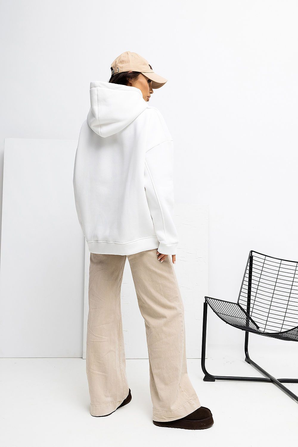   Bluza Damska Model RV-BL-A1039.22 Ecru - Rue Paris 