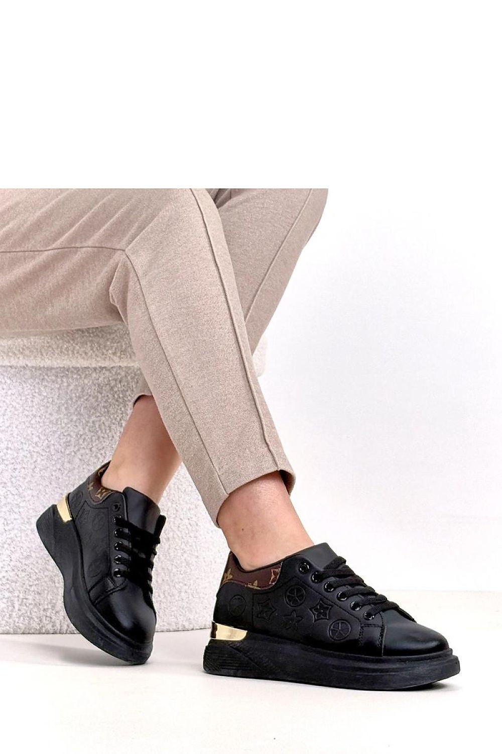   Buty Sportowe Model Peyton MK668 Black - Solea 