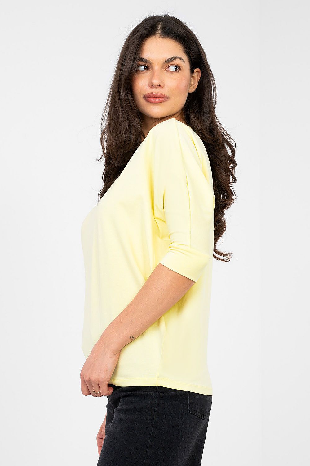   Bluzka Model RV-BZ-A1186.89 Light Yellow - Rue Paris 