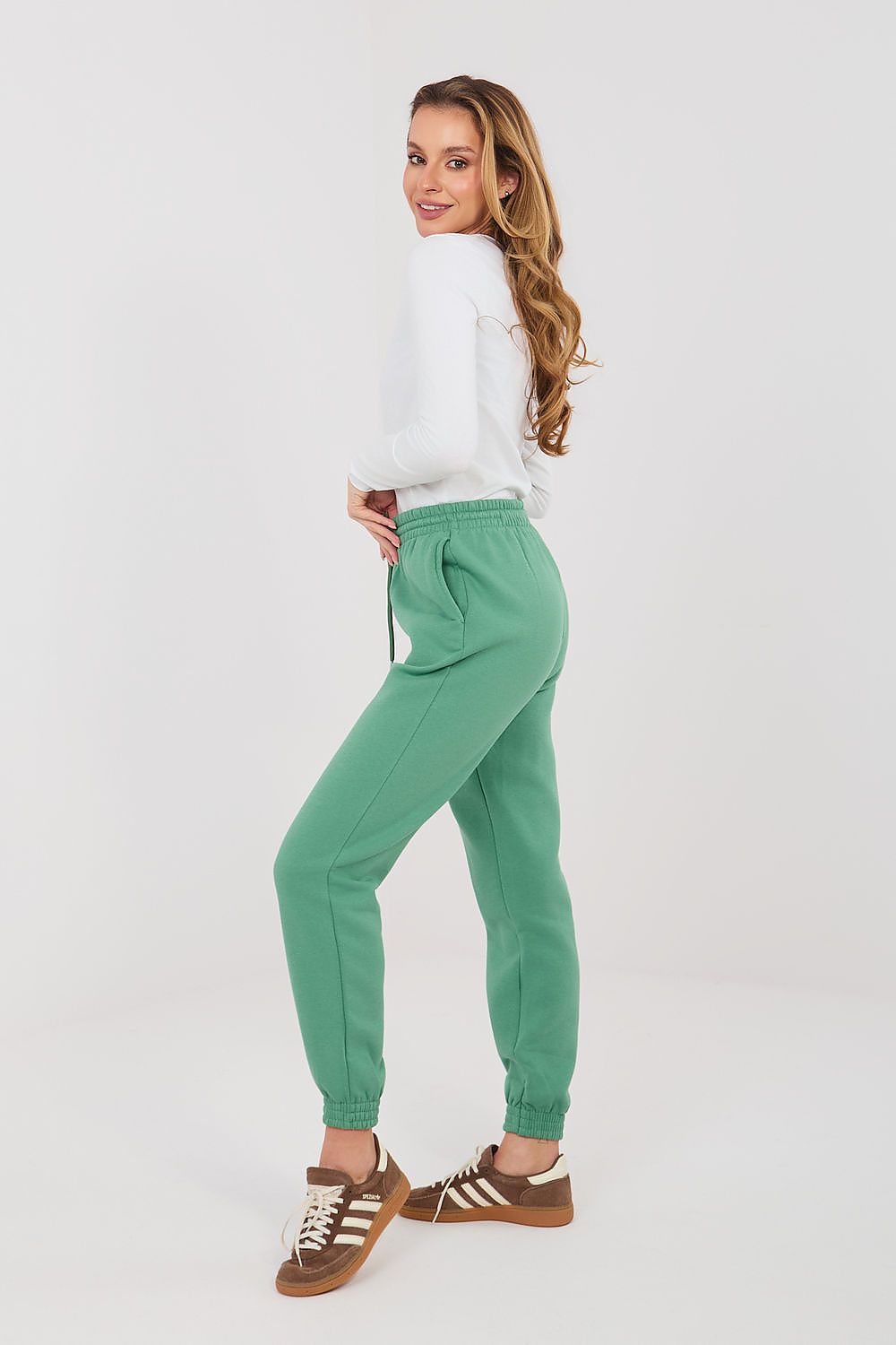  Spodnie Dresowe Model CLM-DR-1107.98 Pistacja - Factory Price 