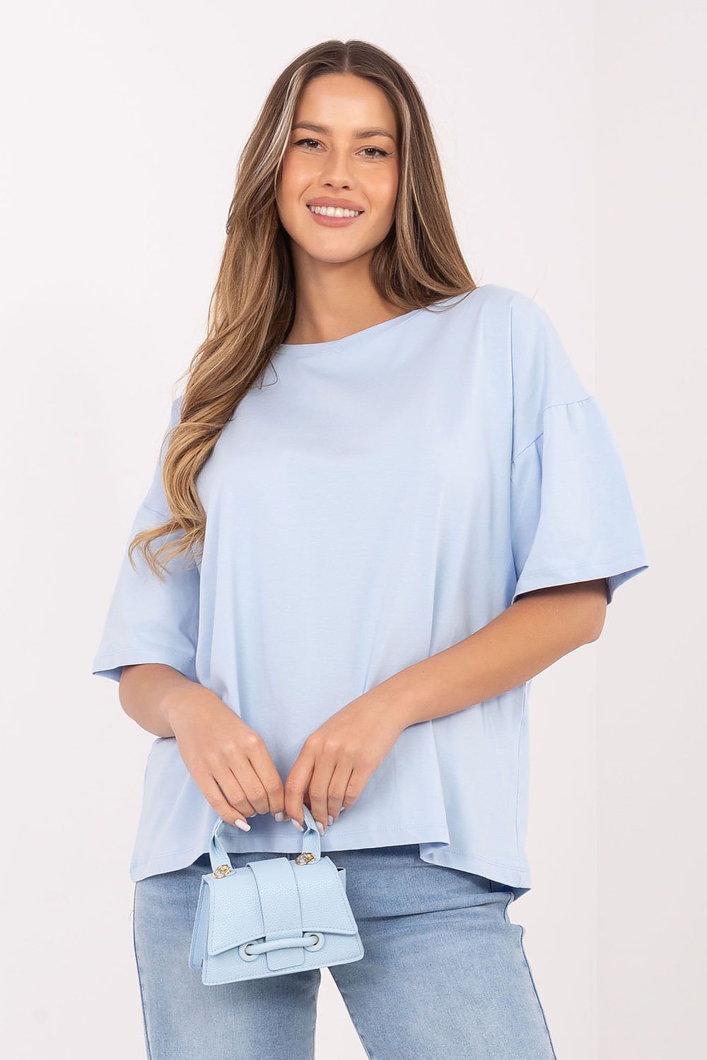   Tshirt Damski Model RV-BZ-A1230.12 Light Blue - Rue Paris 