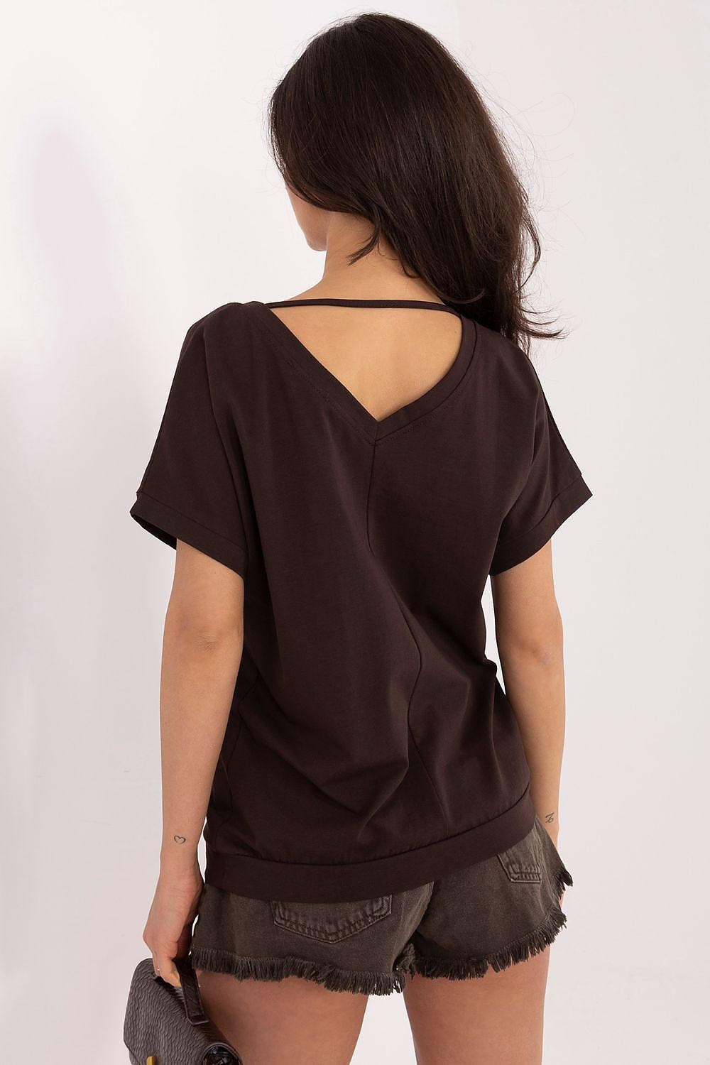   Bluzka Model RV-BZ-A1321.91 Dark Brown - Rue Paris 