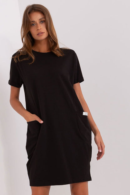  Sukienka Model RV-SK-8724-1.91 Black - Rue Paris 