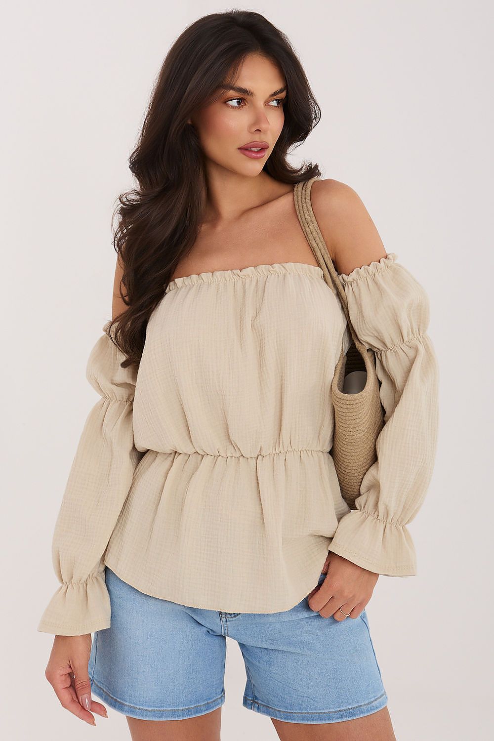   Bluzka Model MI-BZ-M682.92 Beige - Italy Moda 